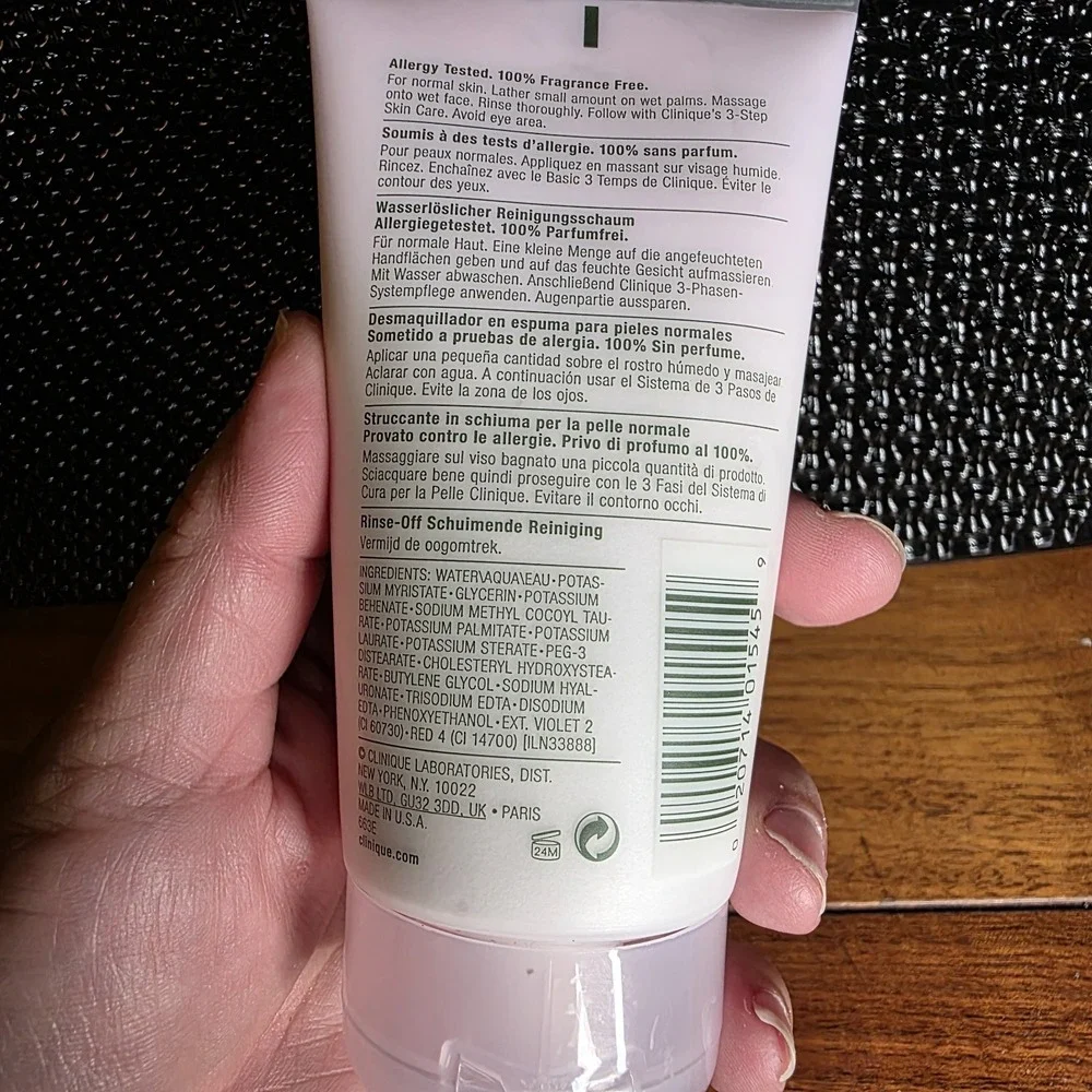 Clinique‎ Rinse-Off Foaming Cleanser 5 Oz/150ml Full Size NEW